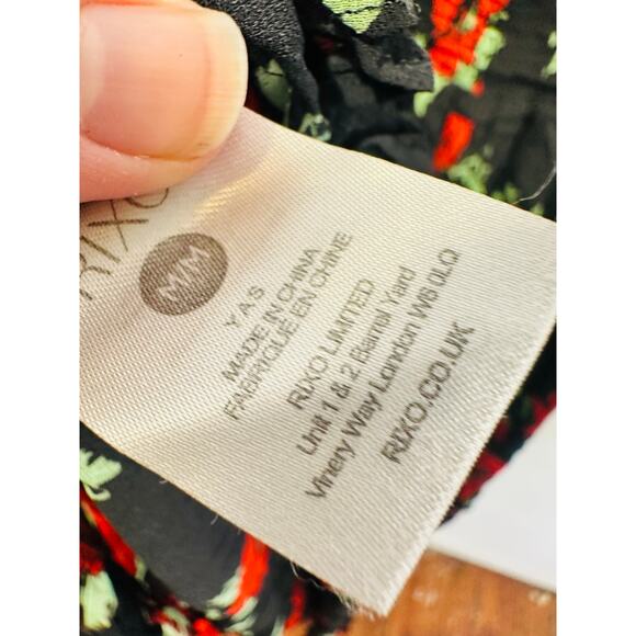 RIXO Black Red Poppy Floral Flowy Airy Yas Midi Dress size Medium - Picture 11 of 16